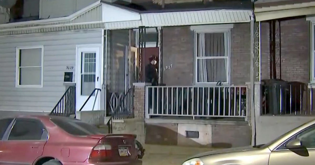 Philadelphia man accused of stabbing 6 relatives while they slept