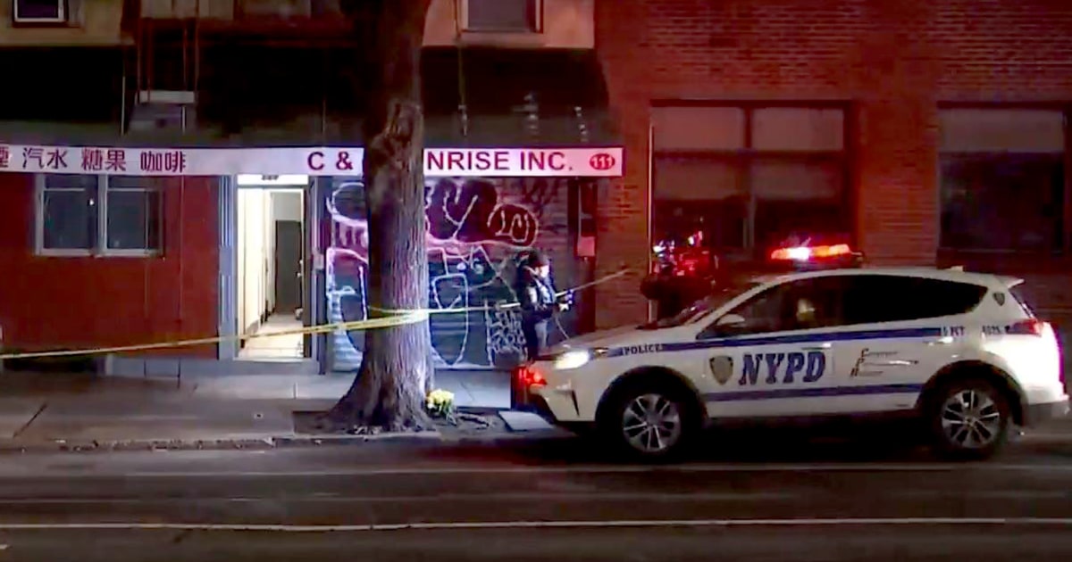 Woman, 35, fatally stabbed after being followed into her NYC apartment