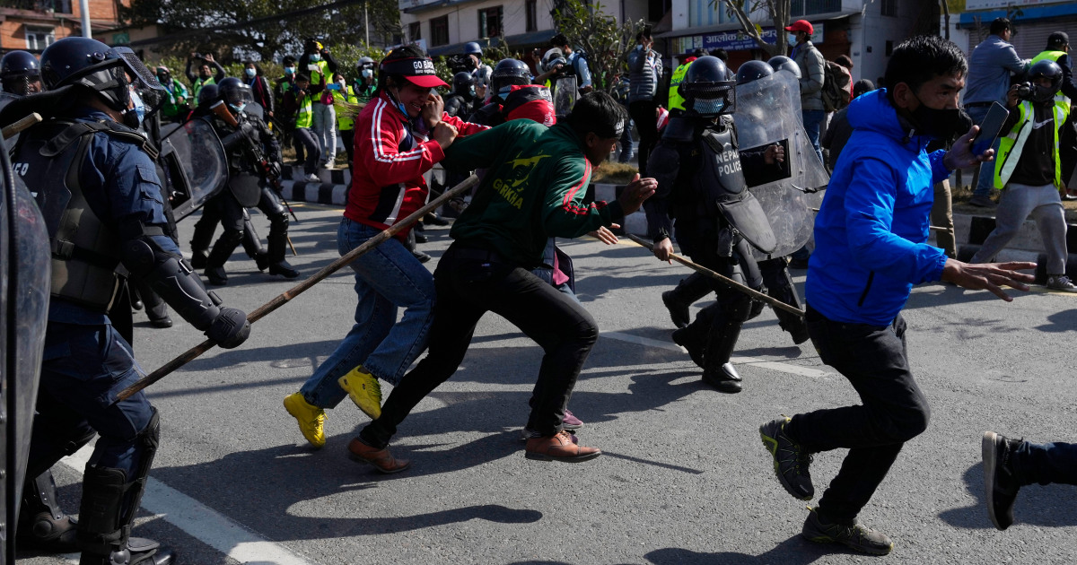 Nepal lawmakers approve U.S. grant amid protests