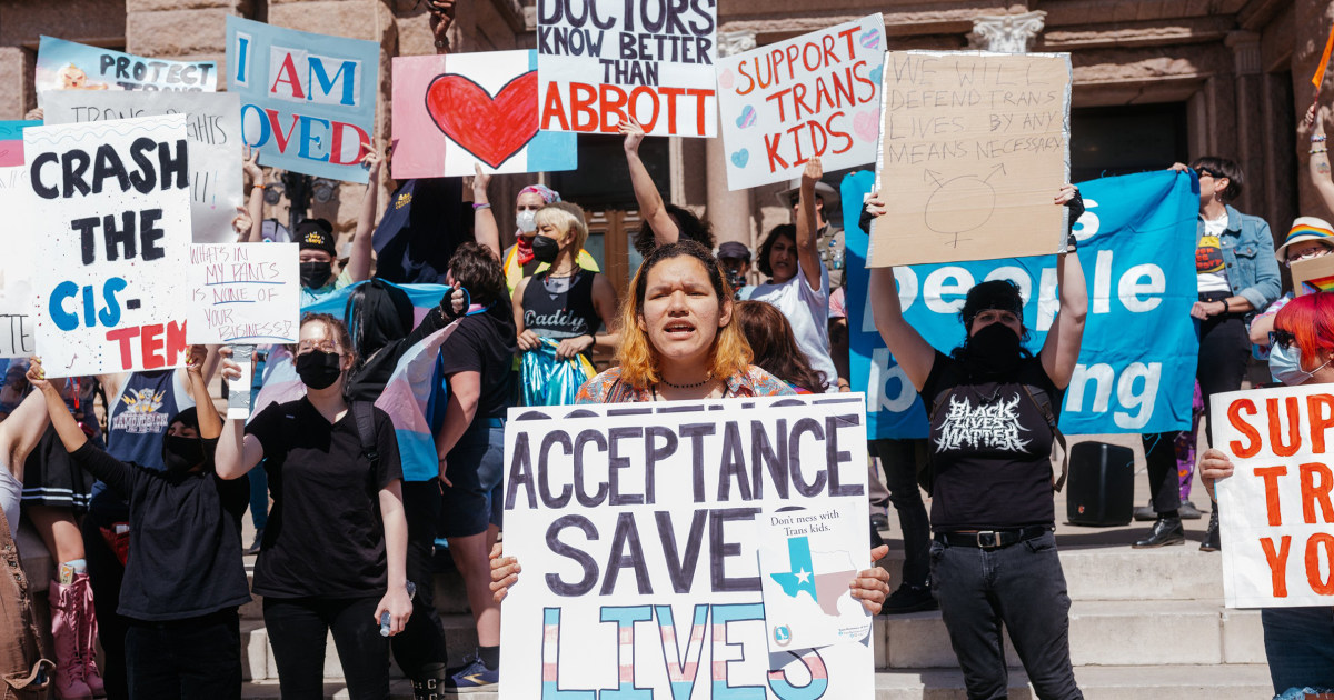 Texas continues to remove LGBTQ suicide prevention resources from state websites