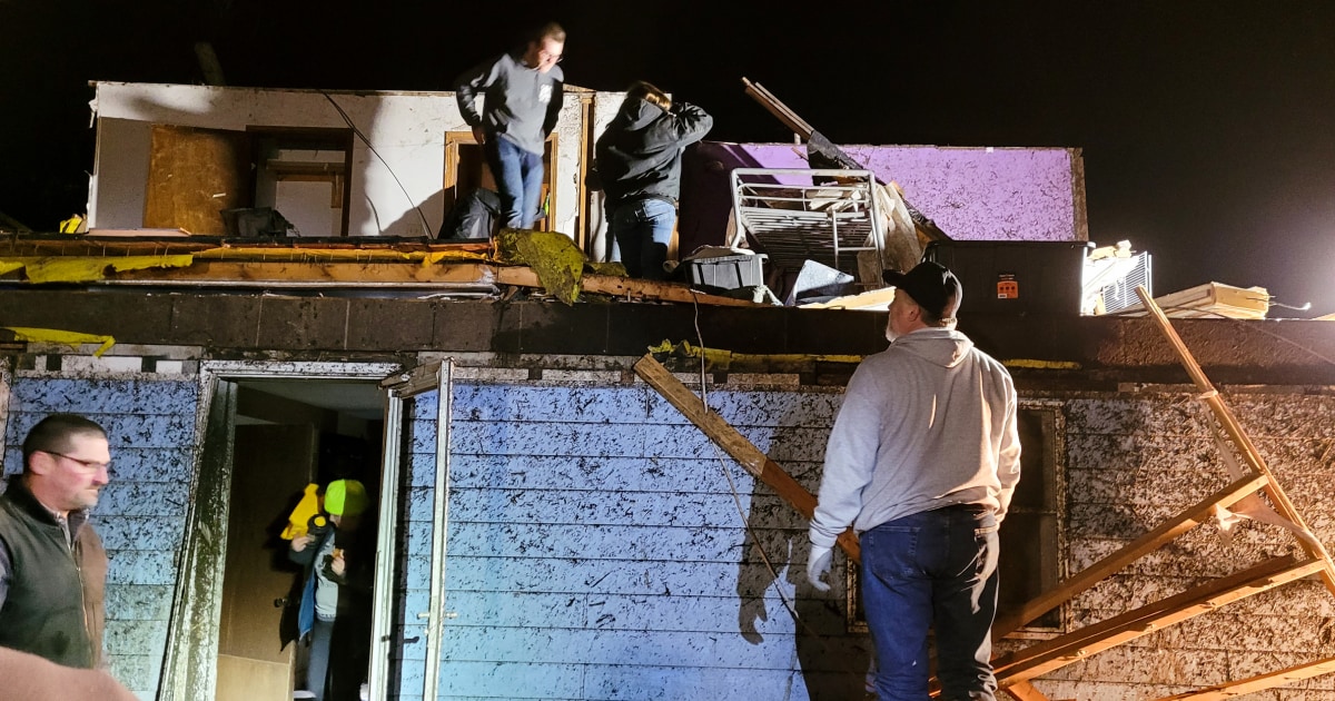 7 dead, 4 injured in wake of Iowa tornado; search for survivors to ...