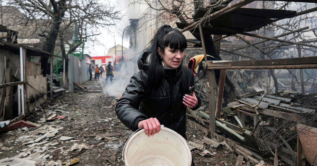 'Complete catastrophe': Mariupol suffers under Russian siege