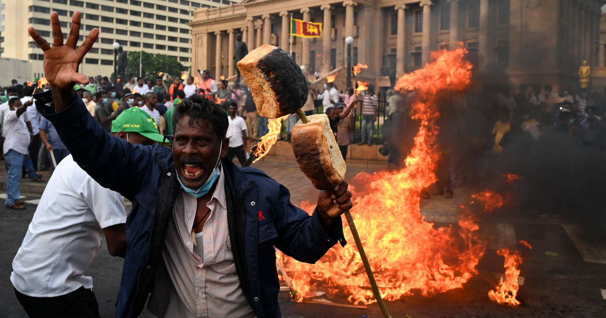 Hundreds protest in crisis-hit Sri Lanka as IMF talks loom