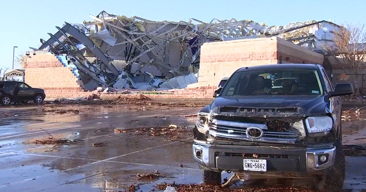 Thousands remain without power after tornado outbreak in Texas