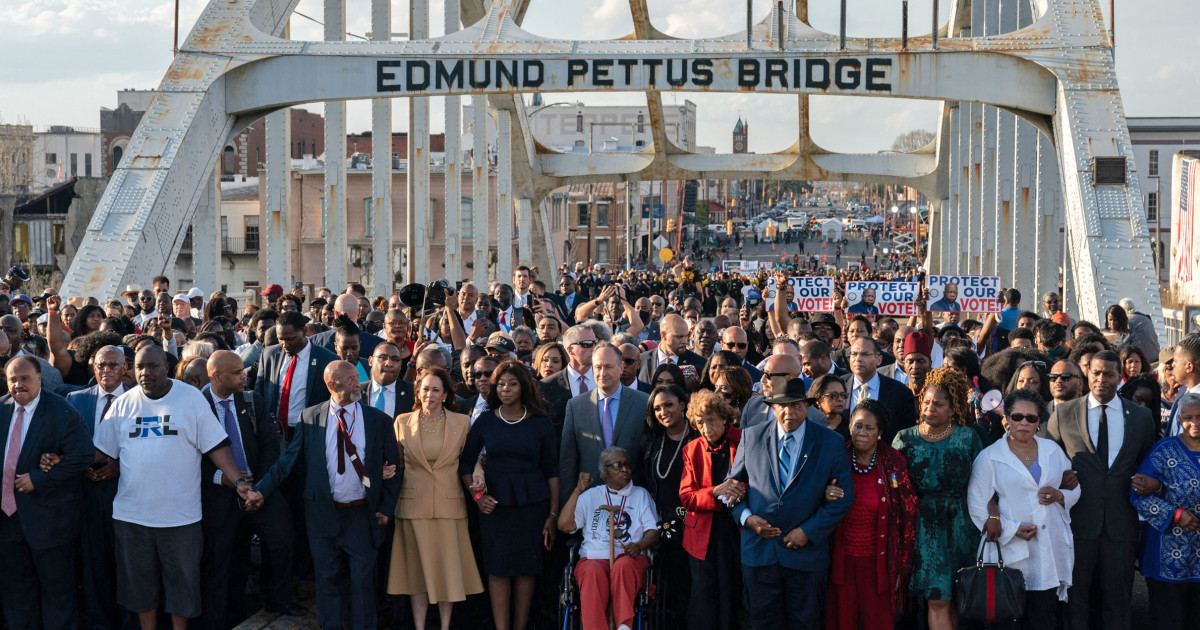 Renaming the Edmund Pettus Bridge for John Lewis, who nearly died there on  Bloody Sunday - The Washington Post