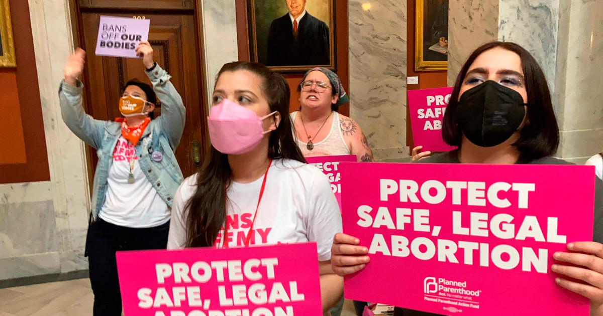 Kentucky legislature denies governor’s veto on abortion ban