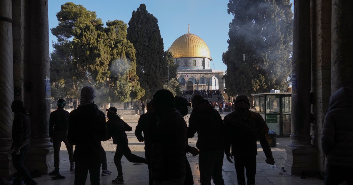 Clashes break out at Jerusalem holy site, 67 Palestinians injured