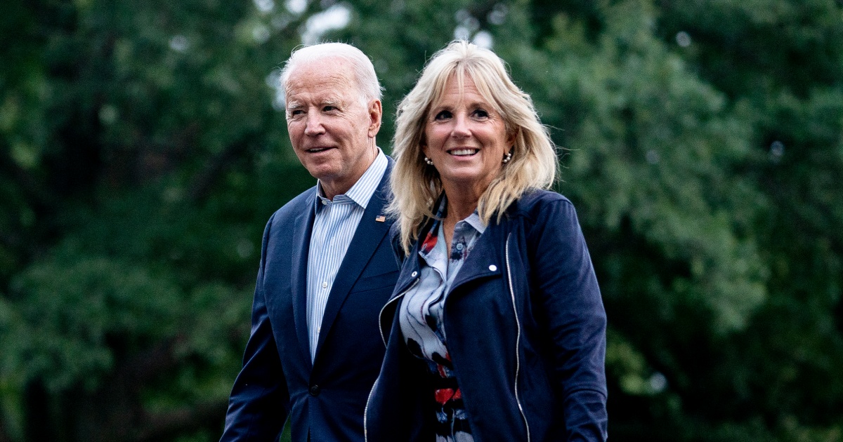 Biden, first lady earns nearly 1,000 in 2021, tax returns show