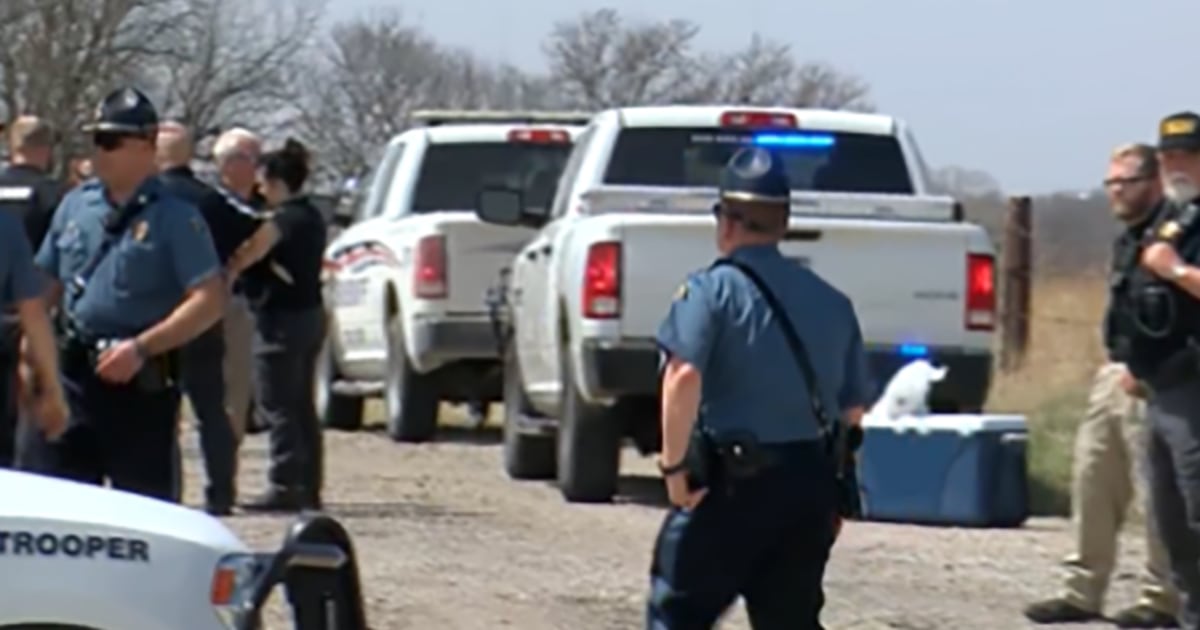 3 congressmen injured and suspected of being killed in Kansas shooting, authorities say
