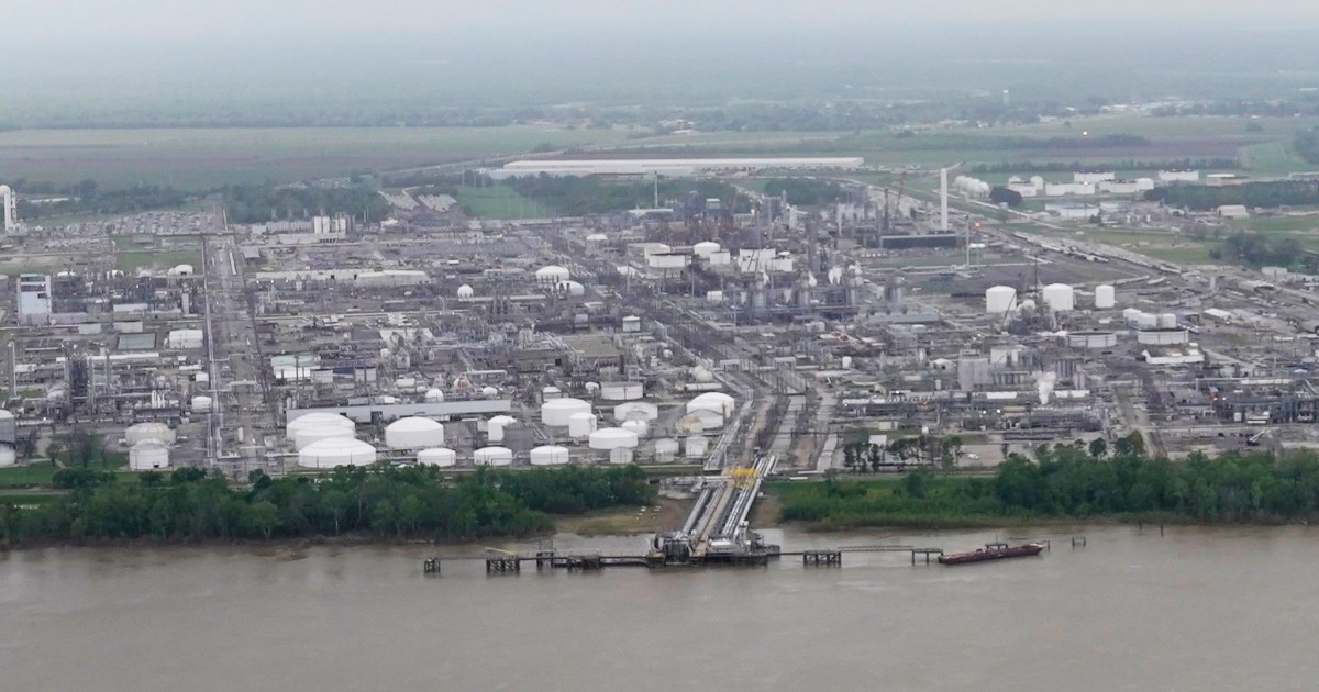 Kebocoran klorin fasilitas Dow memicu ketertiban di tempat penampungan di Louisiana