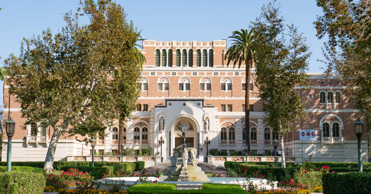 Университетът на Южна Калифорния предизвика осъждане от страна на водеща