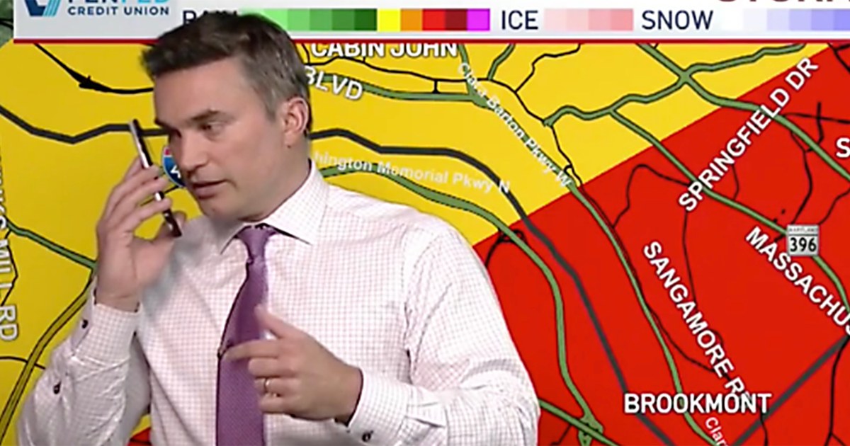 D.C. meteorologist calls kids live on air to warn them of tornado