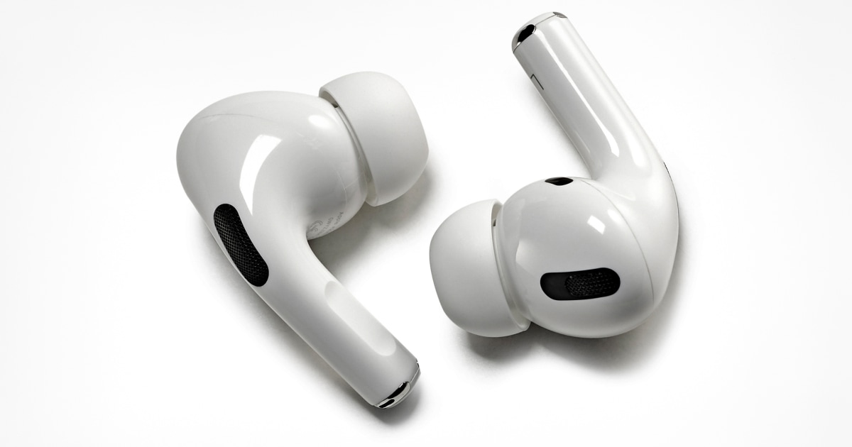 Texas parents sue Apple alleging alert on AirPods caused son's hearing damage