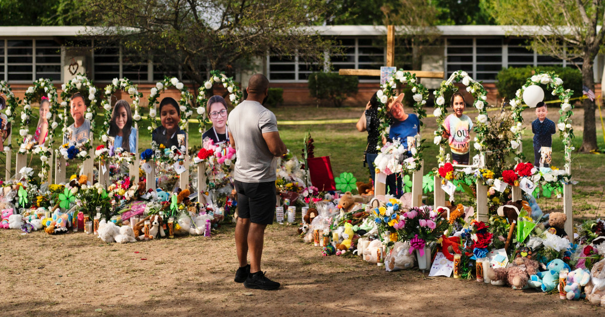 Feds might provide money to raze and rebuild Robb Elementary, state lawmaker says