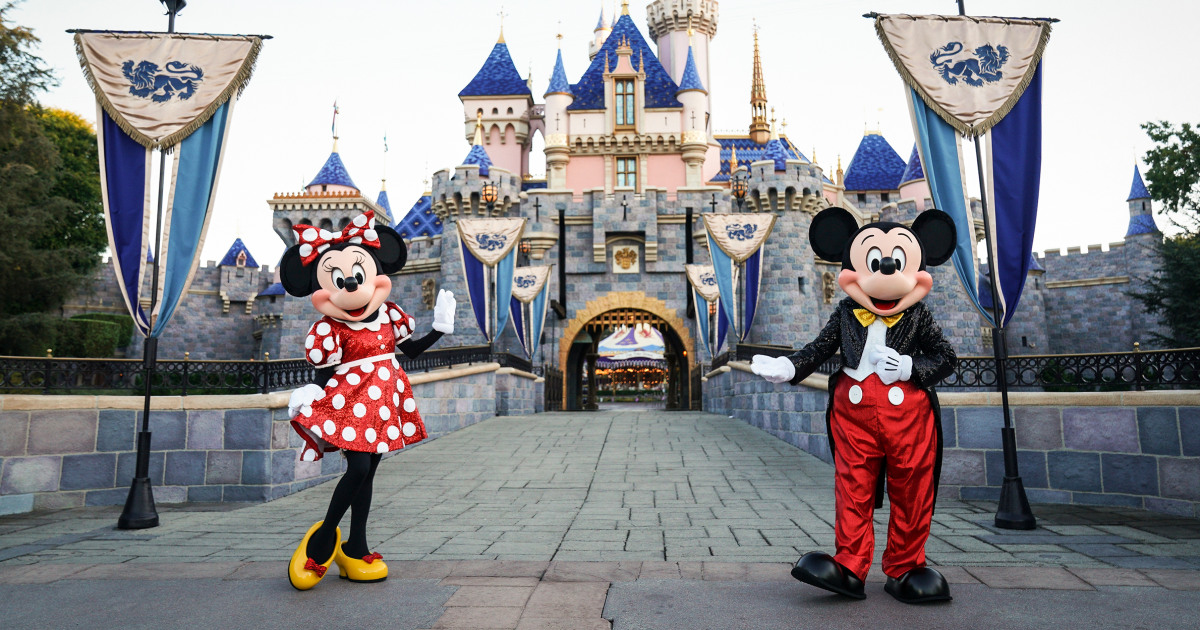 Internet loses its mind over couple who said they had Minnie