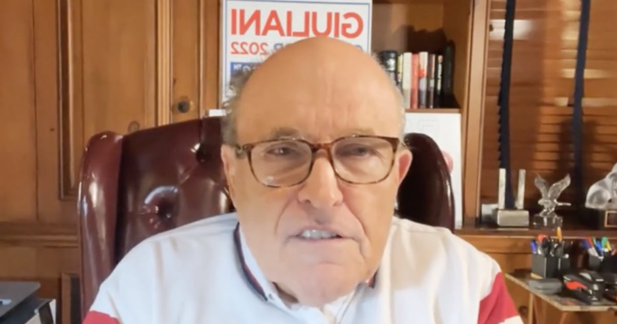 rudy-giuliani-says-the-man-accused-of-slapping-him-should-be-prosecuted