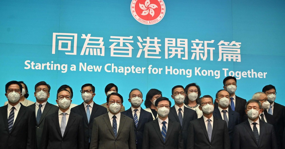 china-announces-new-hong-kong-leaders-cabinet