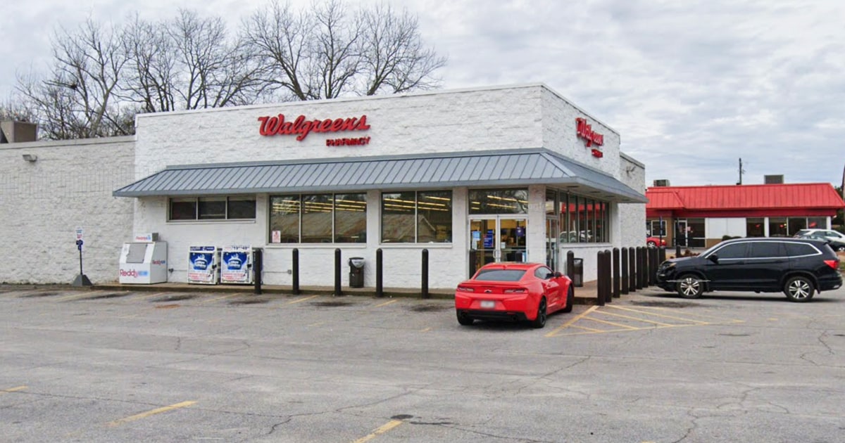 1-year-old dies after being left in sizzling automotive exterior a Walgreens in Georgia for hours