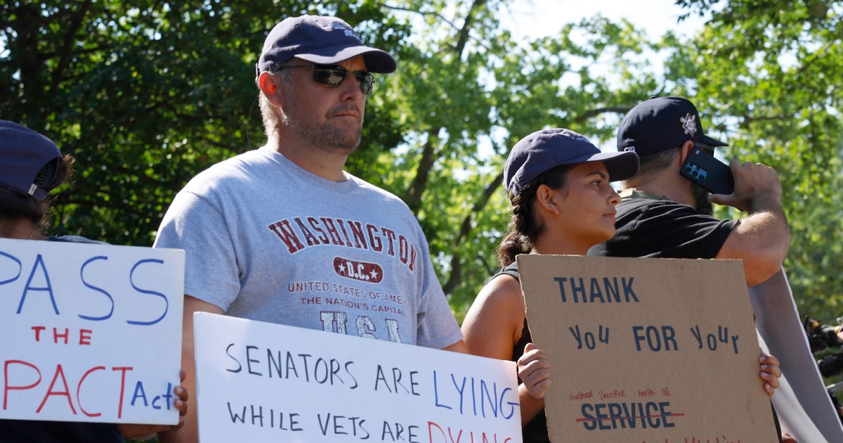 Senate passes veterans health bill after Republicans cave in to pressure