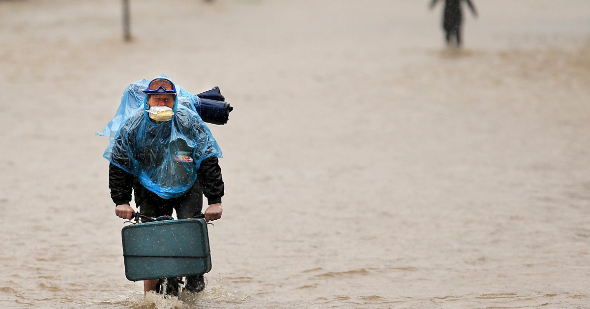 Climate change is increasing the chances of a California 'megaflood,' experts warn