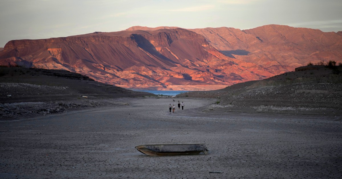 More skeletal remains found at Lake Mead amid dropping water level