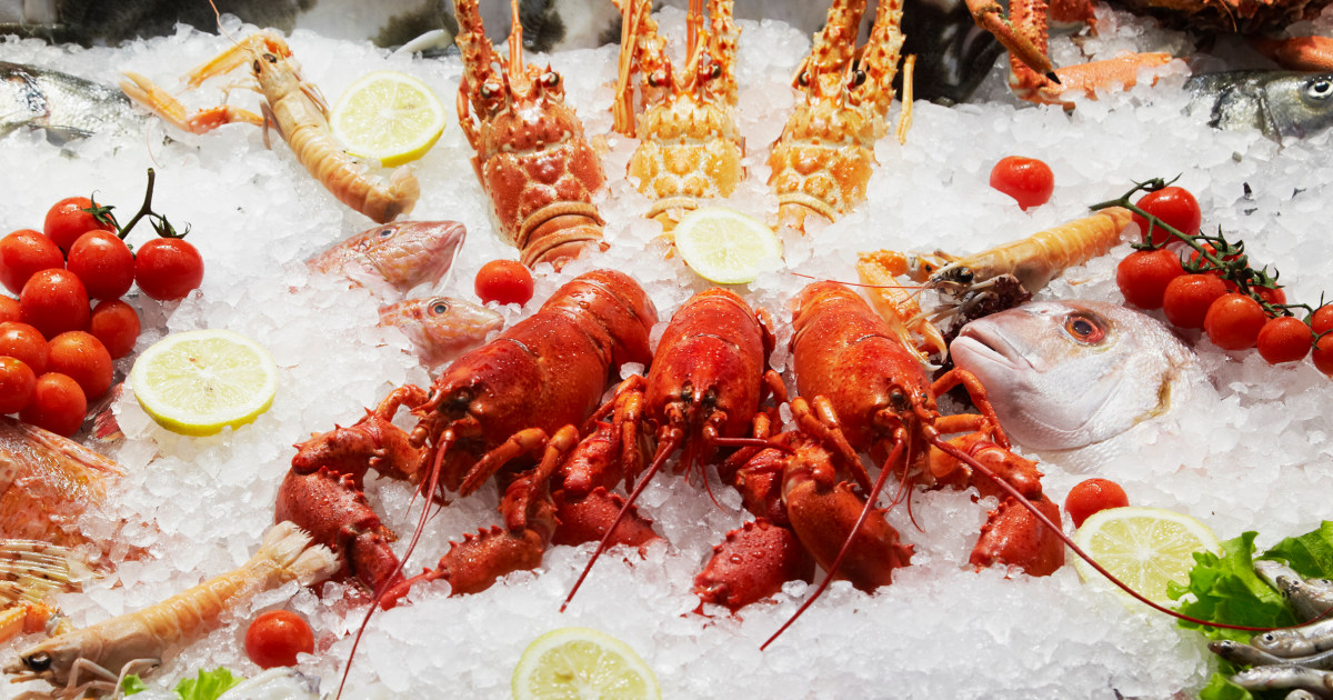 Stores pull lobster from menus after ‘red list’ warning