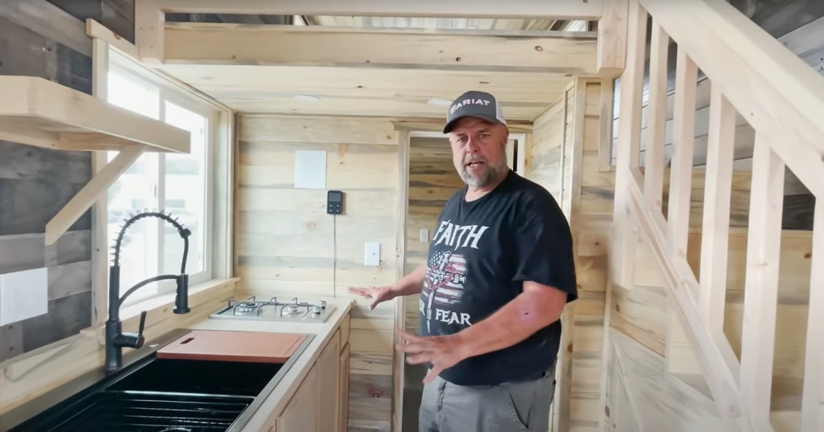 tiny-home-builder-accused-of-fraud-by-customers-is-under-police-investigation