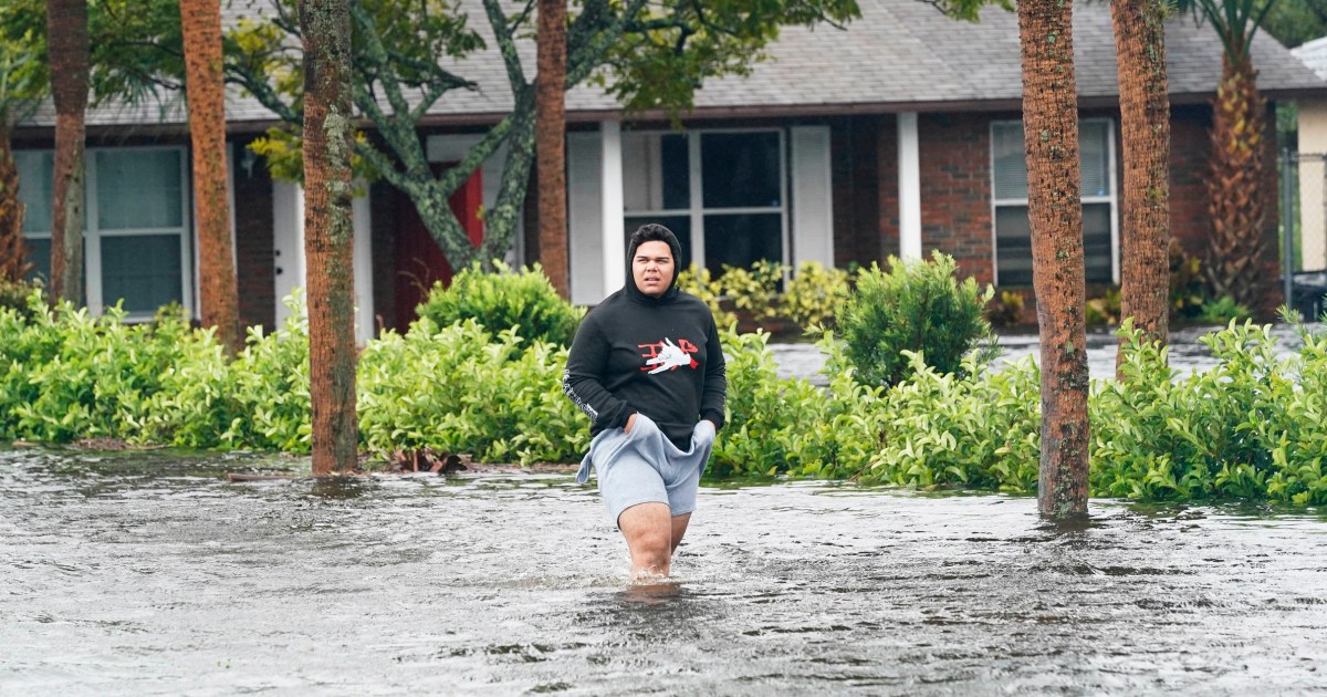 ian-strengthens-to-hurricane-again-as-it-heads-toward-south-carolina