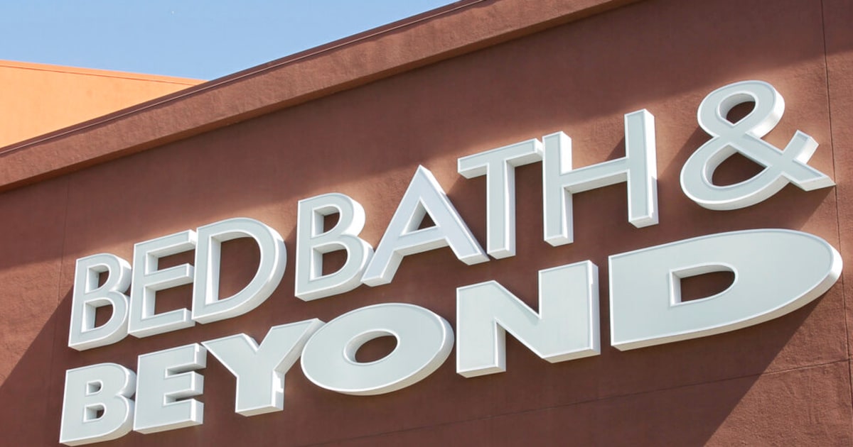 Who was Gustavo Arnal, the CFO of Bed, Bath and Beyond who died after