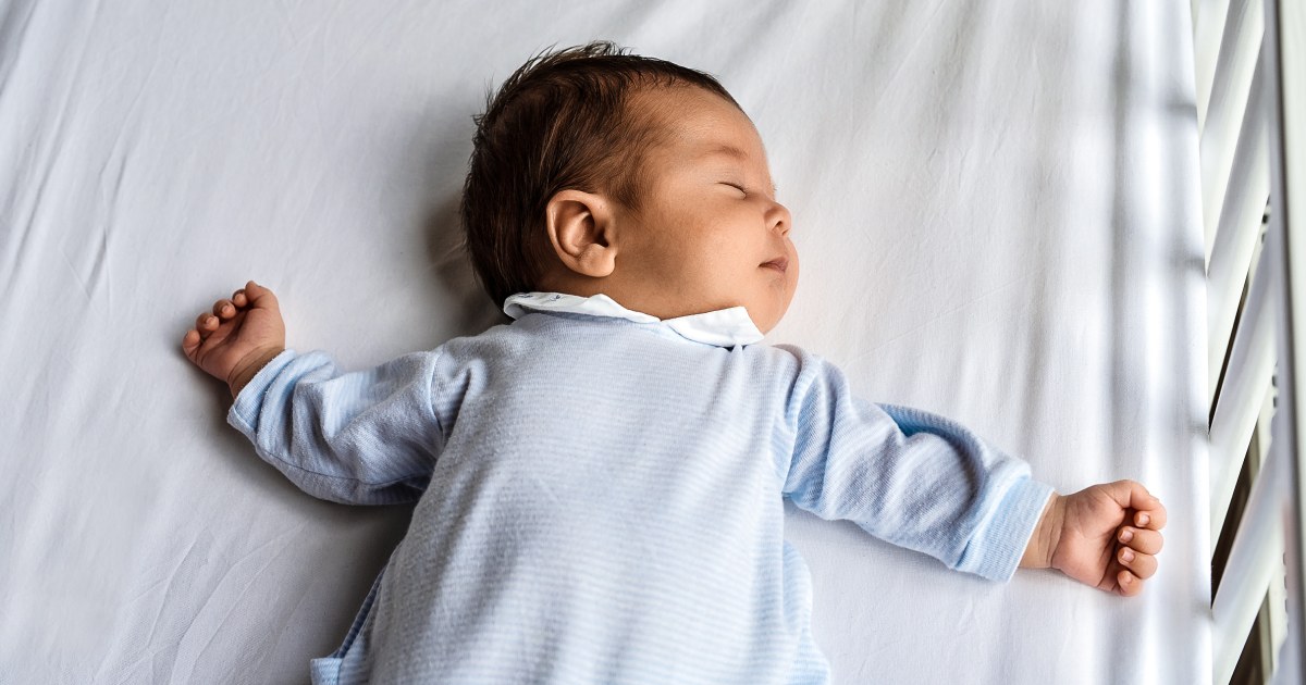 FDA advises parents not to use infant head shaping pillows