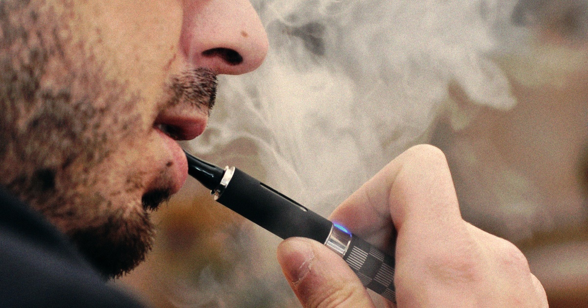 Vaping side effects may include cavities, new study suggests