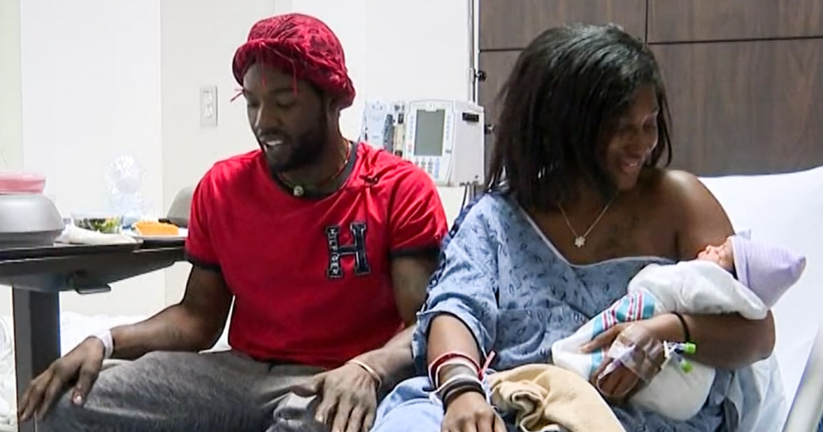 'We’re having a baby today': Woman gives birth inside Atlanta McDonald's with help of employees and fiancé