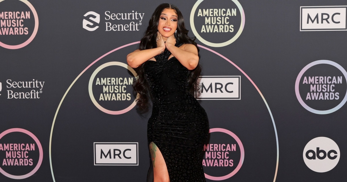 Cardi B Quiere Compartir Bísquets Con La Princesa Margaret