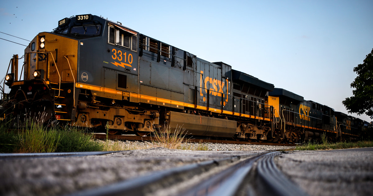 Senate reaches deal to vote quickly on averting a rail strike