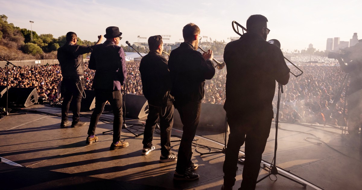 Bésame Mucho Full Lineup: Festival Brings Iconic Latin Music To Dodger  Stadium