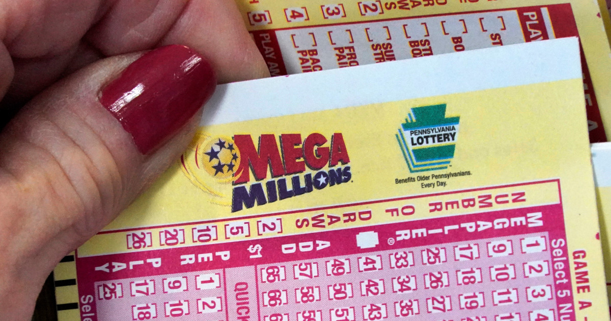 #Mega Millions lottery just made someone $1.35 billion richer