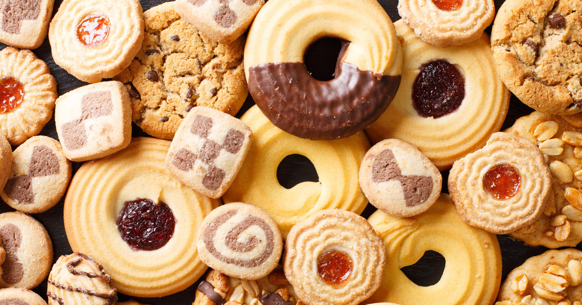 Can’t say no to sweets and snacks? It could be a sign of food addiction.