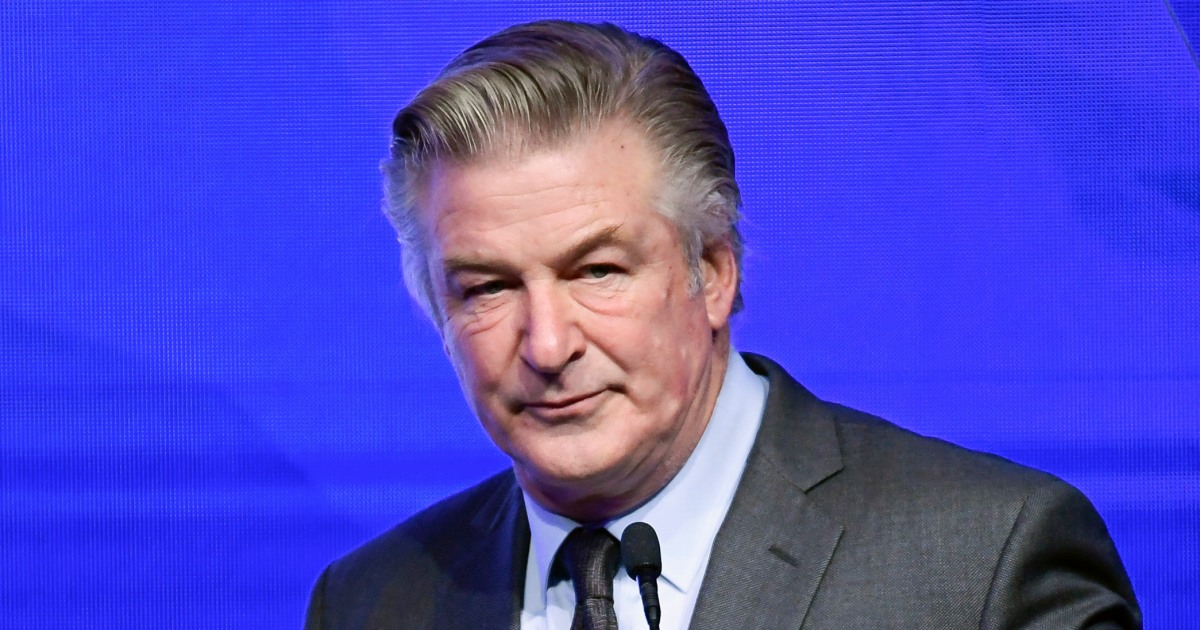 Alec Baldwin is formally charged with involuntary manslaughter in the ‘Rust’ shooting