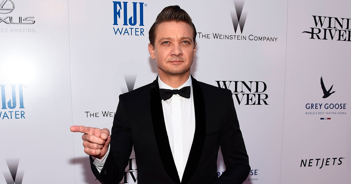 Jeremy Renner, foto desde el hospital y cómo fue su accidente en la nieve