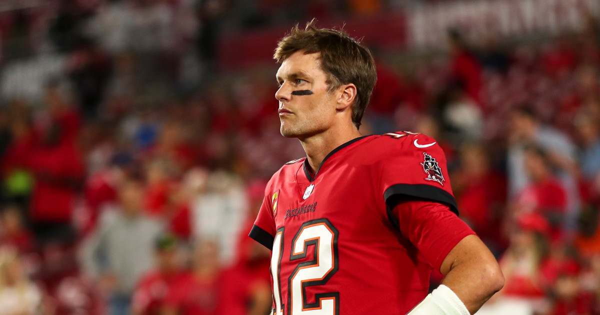 Tom Brady se retira nuevamente, pero esta vez ‘para siempre’, dice