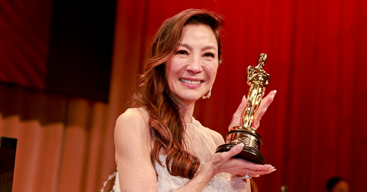 What Michelle Yeoh's win really says about Hollywood 