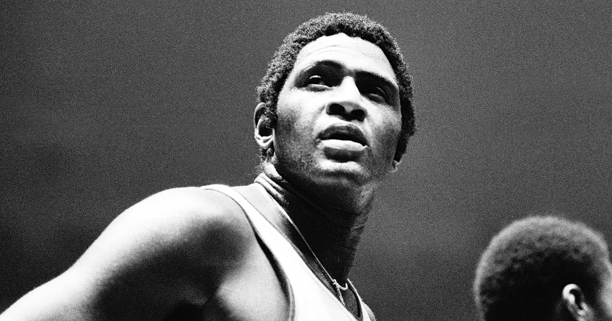 Willis Reed, leader on Knicks’ two title teams whose dramatic appearance in a Game 7 led team to victory, dies at 80