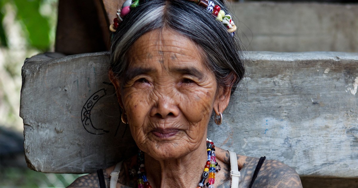 Tatuador indígena filipino de 106 años se convierte en modelo de portada de Vogue