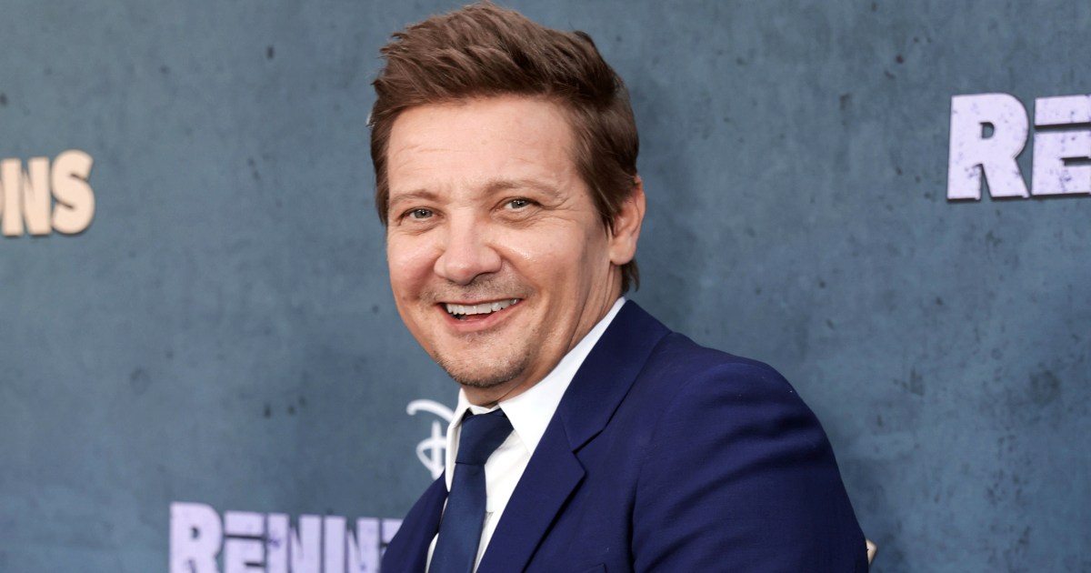 Jeremy Renner makes first red carpet appearance since snowplow accident