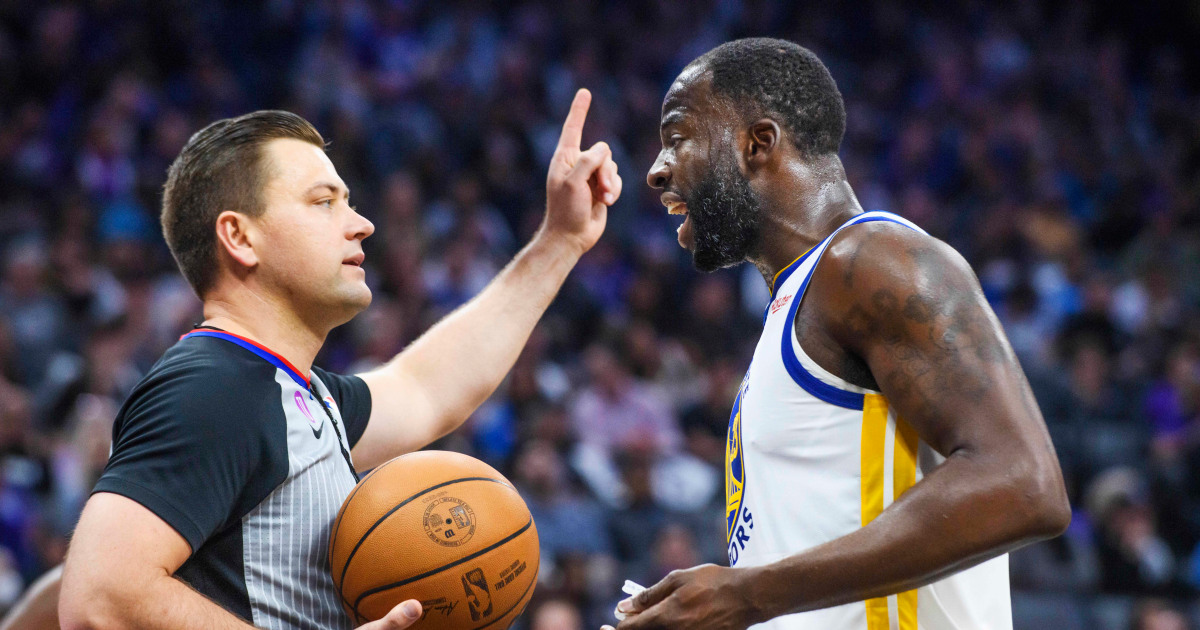 Draymond Green ejected from playoff game after appearing to stomp on Domantas Sabonis' chest