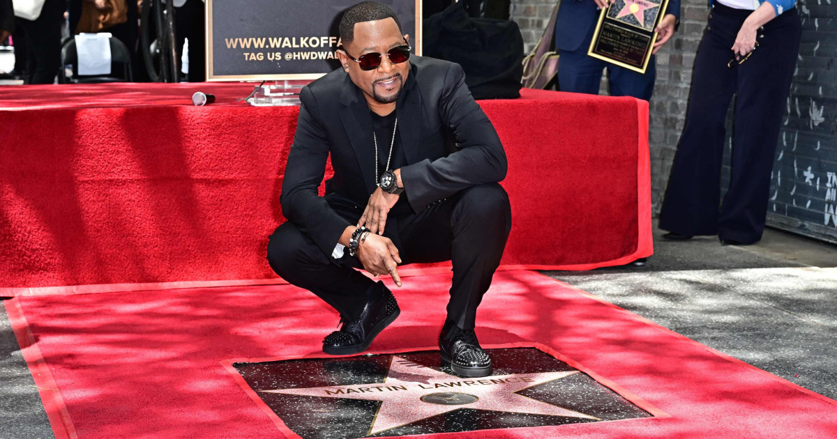 martin-lawrence-receives-star-on-hollywood-walk-of-fame
