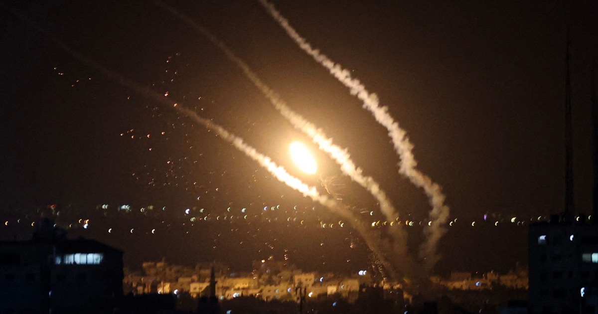 Palestinian militants fire more rockets, Israeli airstrikes hit Gaza despite cease-fire efforts