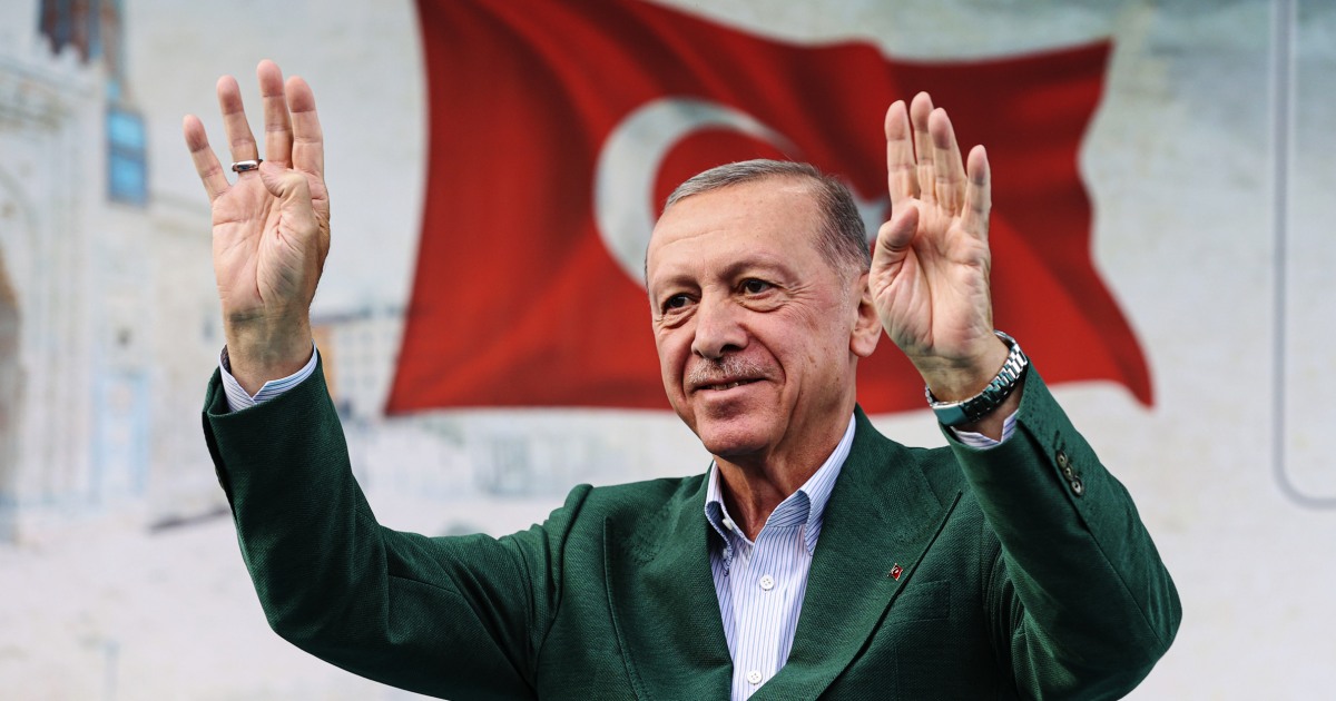 Erdogan seeks to extend his reign in the second round of presidential elections