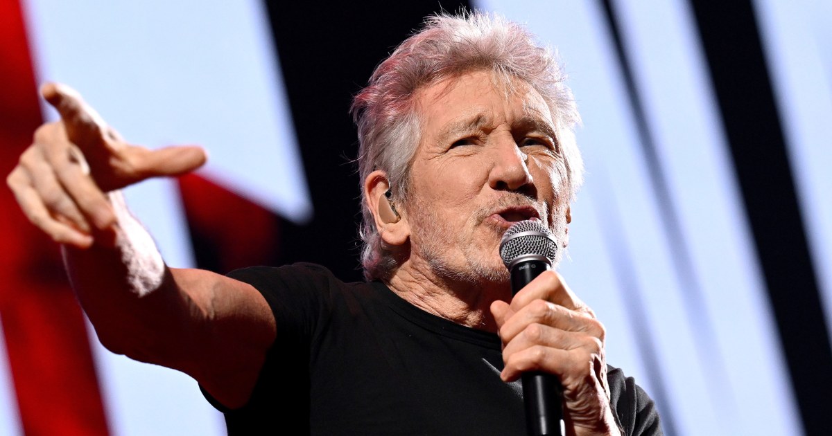La police de Berlin enquête sur le rockeur de Pink Floyd, Roger Waters, à propos d’un costume de style nazi porté lors d’un concert