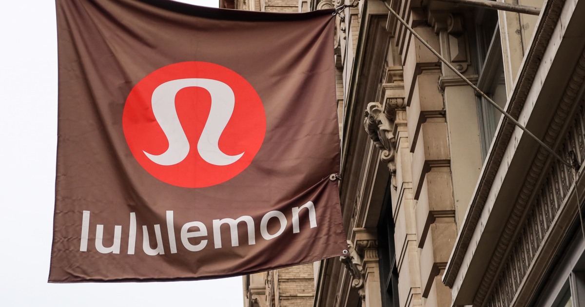 Couple accused of stealing nearly  million worth of Lululemon products across the country